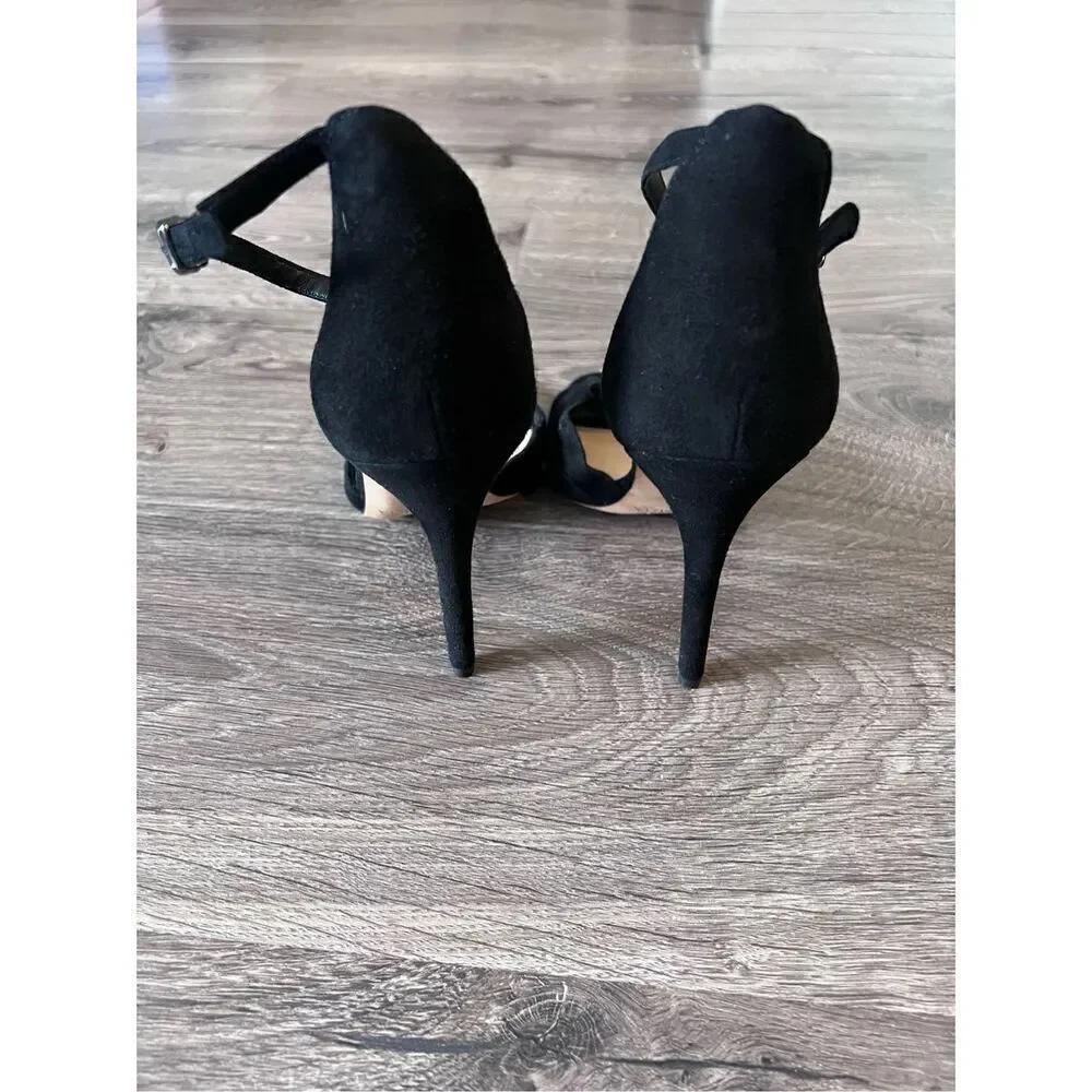 Via Spiga Women open toe Suade heels size 9